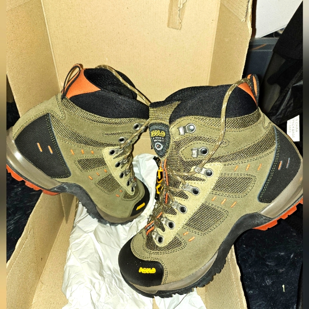 Asolo Echo 5 Hiking shoes NEW 8.5